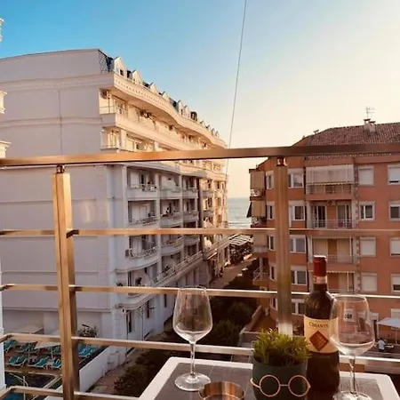 Emar - Sea View Apartament Golem (Tirana)