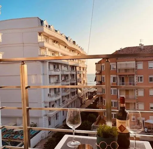 Emar - Sea View Apartament Golem (Tirana)